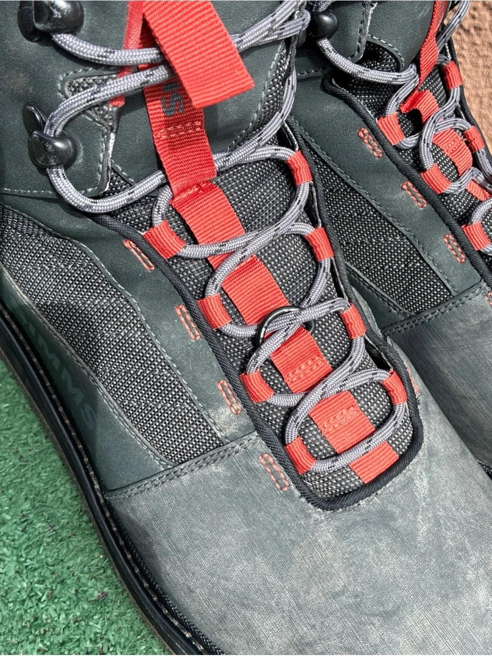 Simms Tributary Wading Boots Rubber Sole Mens Sz 12 Bullet Gray/Orange Lace Up
